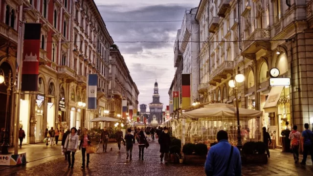 5 lugares imperdibles para conocer en la capital de la moda italiana