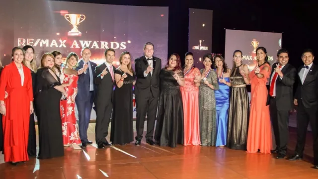 Presencia femenina se destaca en RE/MAX Paraguay (53% de agentes y brokers son mujeres)