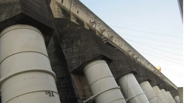 Reducción de la tarifa de energía eléctrica es parte del reordenamiento de gastos según proyectista