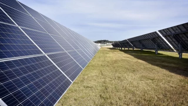 Aeropuerto de Carrasco redujo emisiones de dióxido de carbono de 1.405 a 400 toneladas (en 4 años)