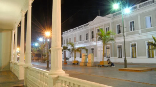 Iquique, la ciudad de los diversos paisajes, el turismo y el comercio