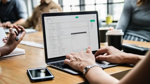 ¿Participaste recientemente o estás interesado en cursos, talleres, capacitaciones o postgrado?