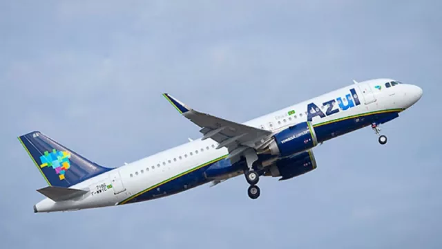 Azul levanta sus vuelos Córdoba - Porto Alegre (pero piensa en sumar frecuencia a Recife)