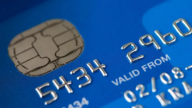 Reglamentación de uso de TC: a pesar de bajos intereses, disminuye el mercado