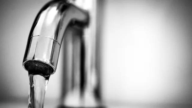 Empresas aguateras piden cambiar marco legal para mejorar el servicio de saneamiento