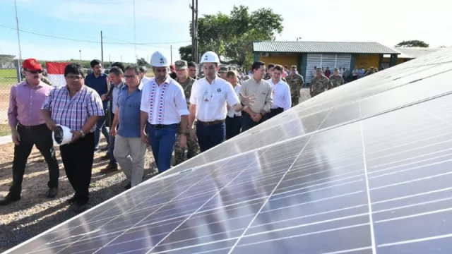 Planta de energía solar inaugurada al norte del Chaco beneficiará a unas 2.900 personas
