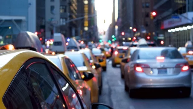 “Para solucionar el sistema de transporte público nos faltan unos pasos previos”