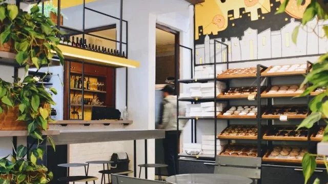 Las donuts llegaron para quedarse, un negocio redondo que se va a Punta