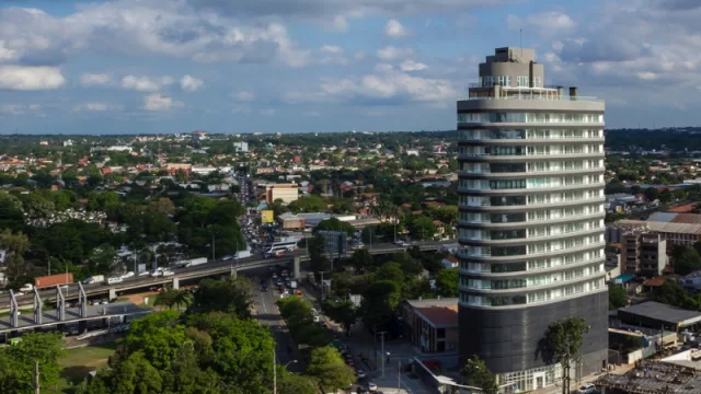 Ancora se inaugura y sorprende a todos por su diseño vanguardista