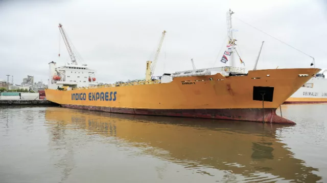 Cargar el peso puerto a puerto entre UY y AR (Comienza a operar Índigo I)