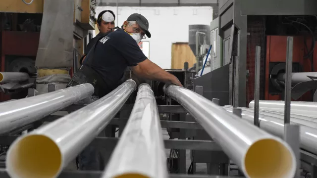 Visitamos Titán, la fábrica paraguaya de tubos que se destaca en el Cono Sur