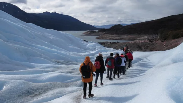Los arribos de turistas extranjeros a la Argentina por vía aérea crecieron casi un 7% en julio