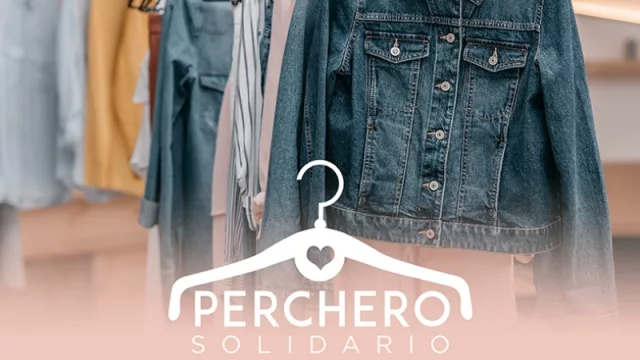 Colgá en este perchero la ropa que ya no usas