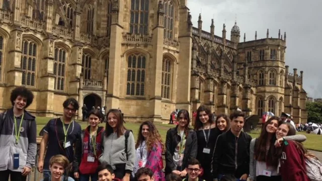 ¿Te atrae un intercambio cultural? Esta empresa ofrece viajes sin límites de edad