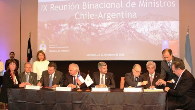 Argentina y Chile acuerdan reconocimiento recíproco de visas a turistas chinos