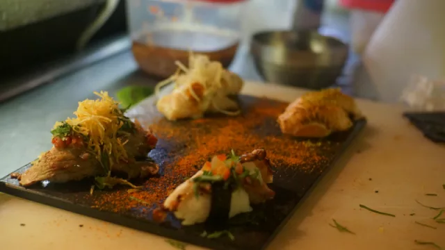 Informaciones y reservas al (0981) 844-434 o al (021) 607-803.