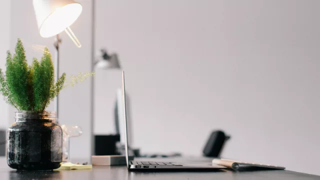 En Asunción las oficinas tradicionales tienen los días contados