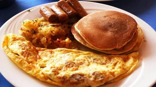 Porque hay cosas que nunca pasan de moda, “Central Friends” se instala en Montevideo