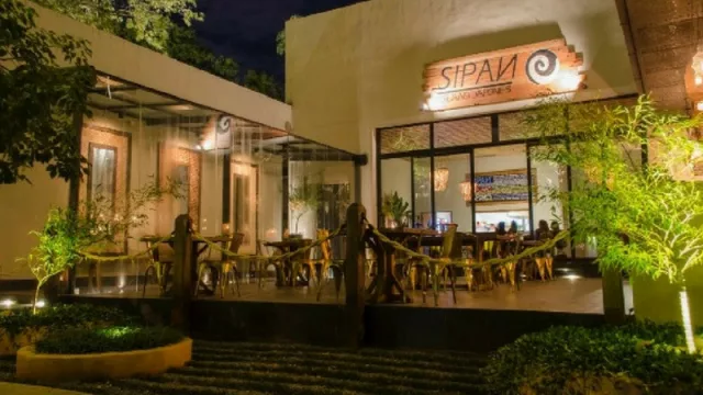 Sipan se encuentra sobre Alberto de Souza y Cruz del Chaco.