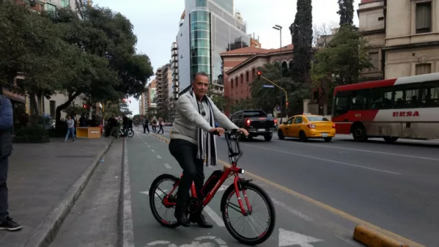 Llegaron las bicicletas eléctricas a Córdoba (una solución ideal entre movilidad y salud)