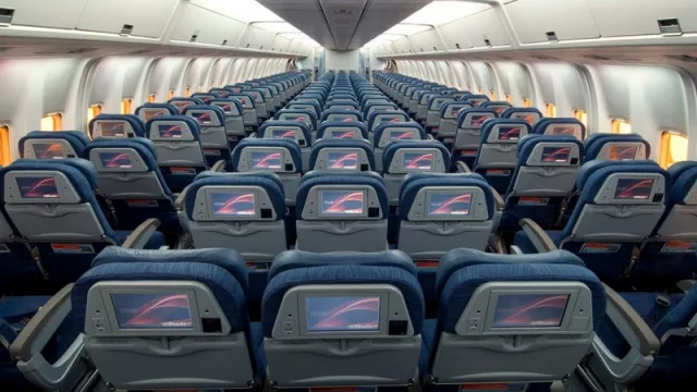 En un año exactamente habrá vuelos COR-MIA (con American Airlines)