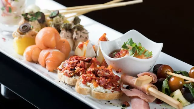 Para hacer reservas pueden comunicarse al 021 617-7132. 