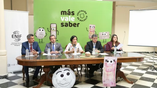 Presentaron campaña que busca fomentar la educación financiera