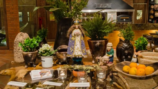 El restaurante está capitaneado por el chef Rodolfo Angenscheidt.
