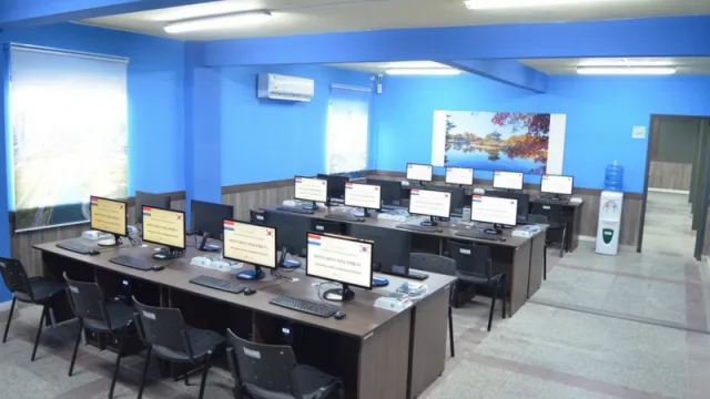 Ya tenemos un Centro de Acceso a las TICs en Asunción