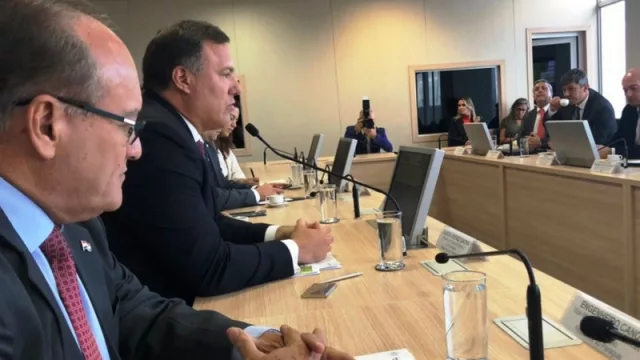 Buscan establecer prioridades para la creación de más puentes con Brasil