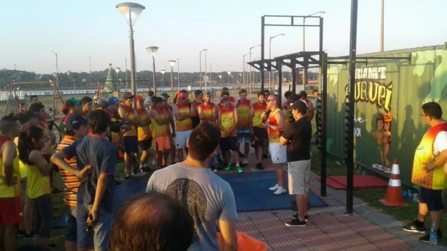 Yerba Mate Kurupí abre un gimnasio móvil en Playa de Encarnación