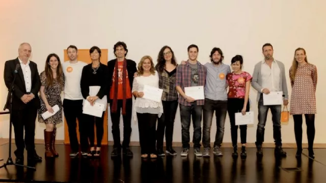 9 escritores paraguayos preseleccionados para el Premio Itaú Cuento Digital 2017