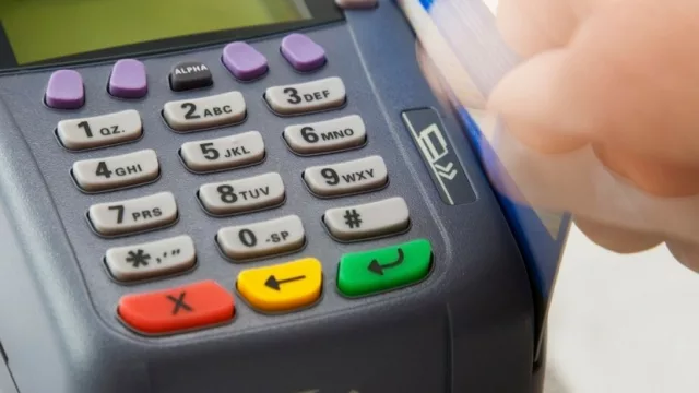 Los paraguayos consumimos menos desde la aplicación de la Ley de Tarjetas