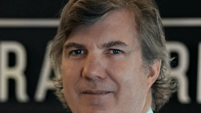 Experto uruguayo disertará sobre mercado de capitales