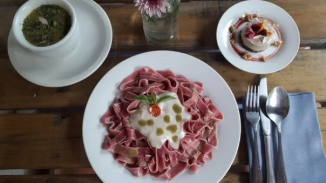 Alma Zen se encuentra en Cerro Corá 1736 c/ Rca. Francesa.