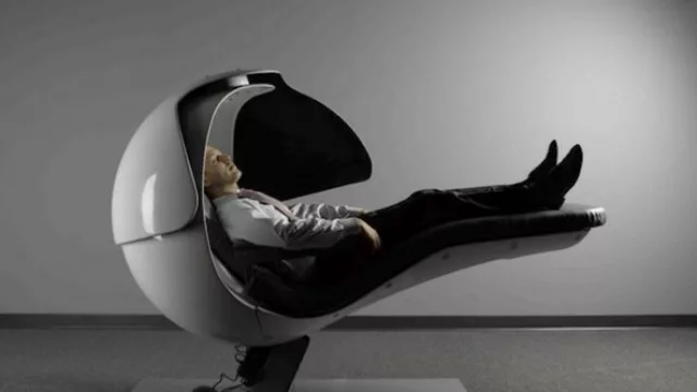 Dormir en el trabajo puede mejorar el rendimiento laboral