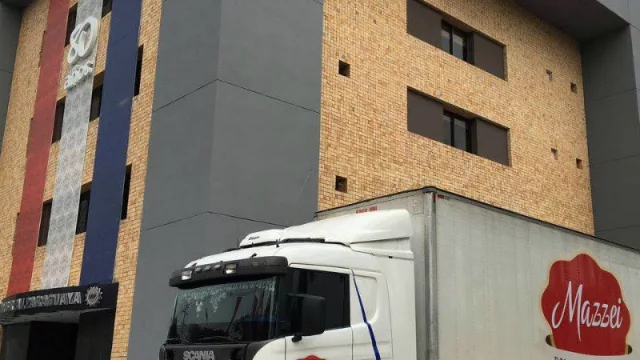 Mazzei apunta a quedarse con una porción más grande de la torta (o deberíamos decir pan dulce)