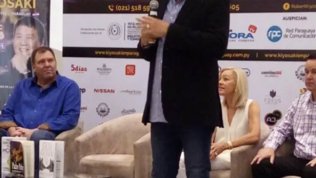 Robert y Kim Kiyosaki: los expertos en finanzas comienzan su serie de capacitaciones
