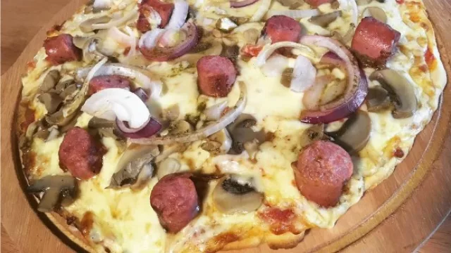 El Puesto se encuentra sobre la calle 25 de Mayo y 22 de Setiembre.