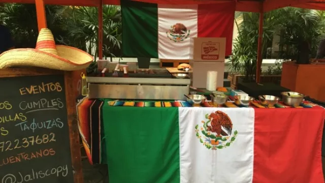 También cuenta con servicio de catering y delivery.