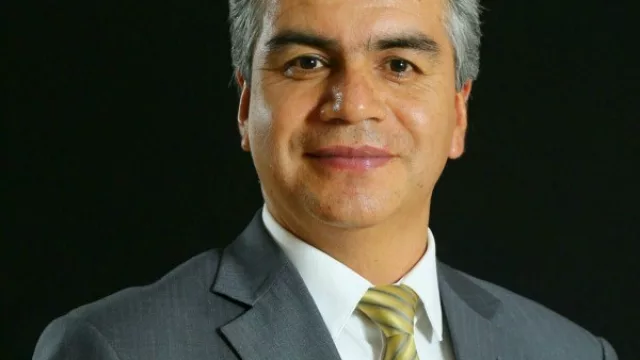 Referente internacional en Responsabilidad Social Empresarial visita Paraguay