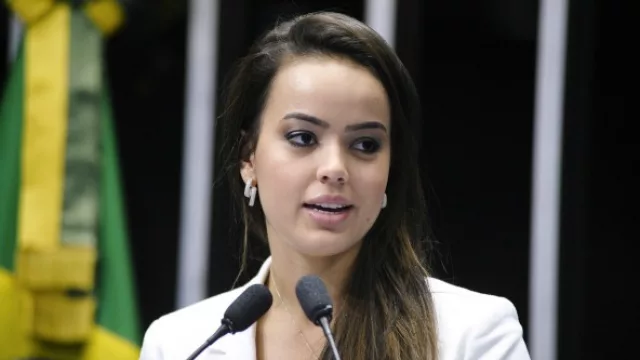 Jóvenes políticos brasileños claman por un cambio generacional