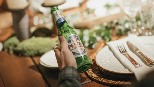 Amici di Peroni se realizó en la exfábrica La Nacional Genovese.