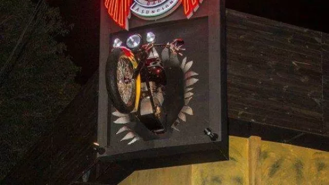 Rock 66: el bar de los amantes de las dos ruedas, cumple su primer año