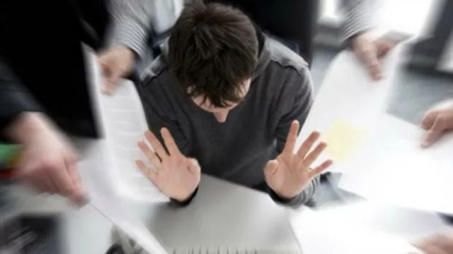 Expectativas poco realistas convierten a millennials en víctimas del desgaste