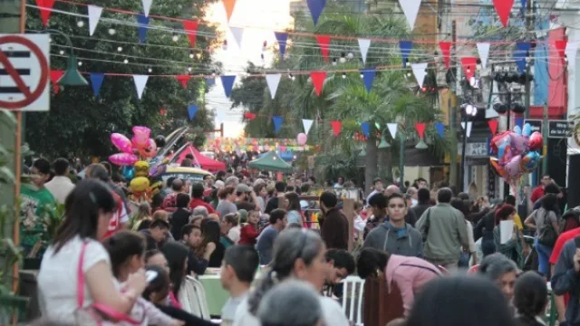 Fin de semana largo generó más de USD 5,7 millones en ganancias