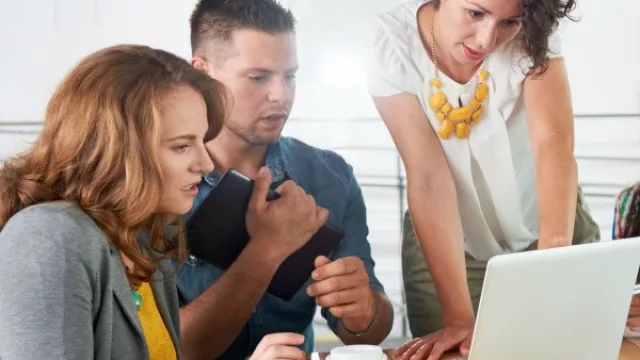 Los millennials buscan un trabajo con propósito, pero el salario sigue siendo más importante