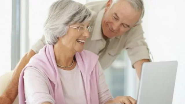 ¿Cómo buscan propiedades los paraguayos mayores de 50 años?