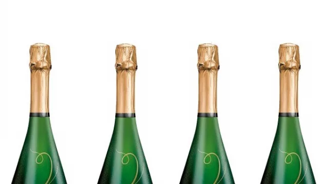 ¿Querés ganarte 4 botellas Navarro Correas extra brut?