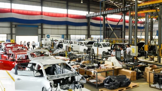 La meta de Reimpex para 2017: ensamblar 1.500 vehículos (entre SUV y Camiones)